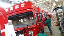 中國重汽豪沃高頂半掛車 市場定位、價格分析與配件生態(tài)